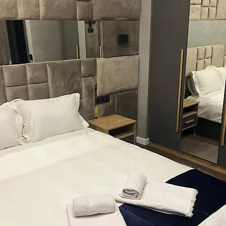 Sosyete Butik * Αλακάτι